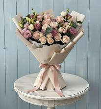 Букет цветов из:  Розы и Лизиантусы в Мирном Республика Крым
