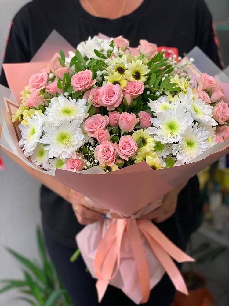 Букет цветов из: Розы и Хризантемы в Мирном Республика Крым