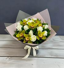 Букет цветов из:  Орхидеи и Розы в Мирном Республика Крым