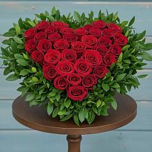 Цветочная композиция из Розы в виде сердца в Мирном Республика Крым