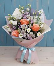 Букет цветов из:  Лизиантусы, Розы, Альстромерии и Гипсофила в Мирном Республика Крым