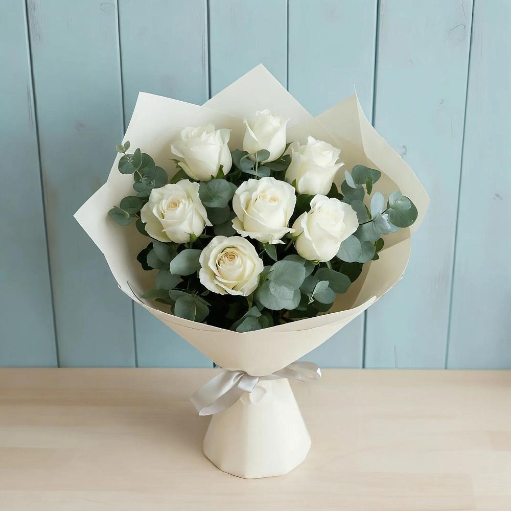Букет Белые розы в Эвкалипте в Мирном Республика Крым