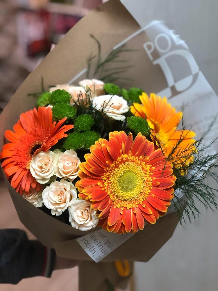 Букет цветов из: Герберы, Хризантемы и Розы в Мирном Республика Крым